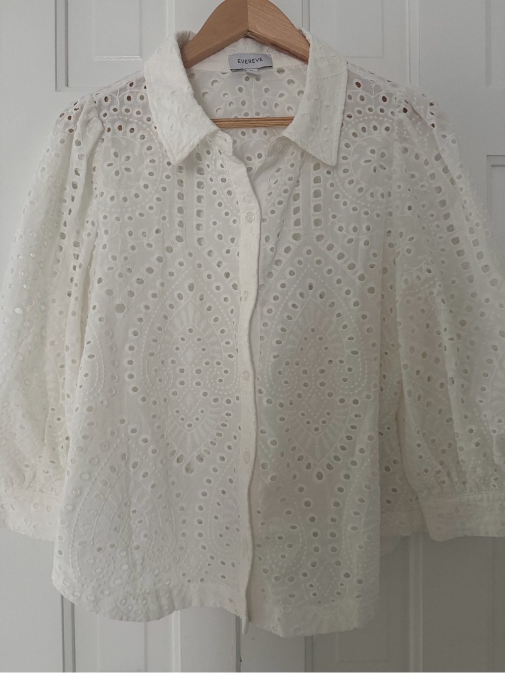 Evereve Cream Eyelet Button-Front Shirt